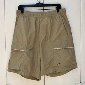 Nike Shorts (NSW)